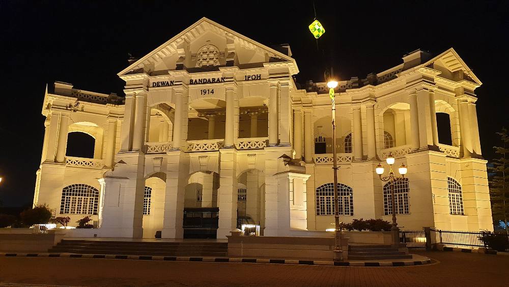 Ipoh Free Walking Tour – Colonial Old Town, Tin-Mining Heritage & Street Art