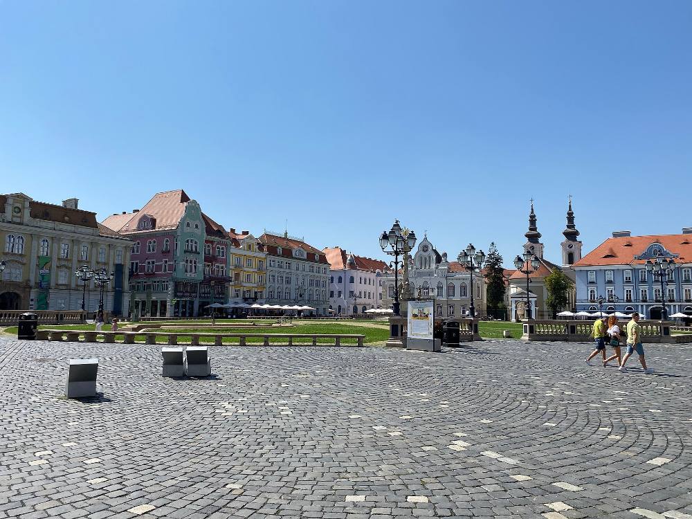 Lawatan Berjalan Kaki Percuma Timișoara – Dataran Baroque, Bandar Revolusi & Vienna Kecil