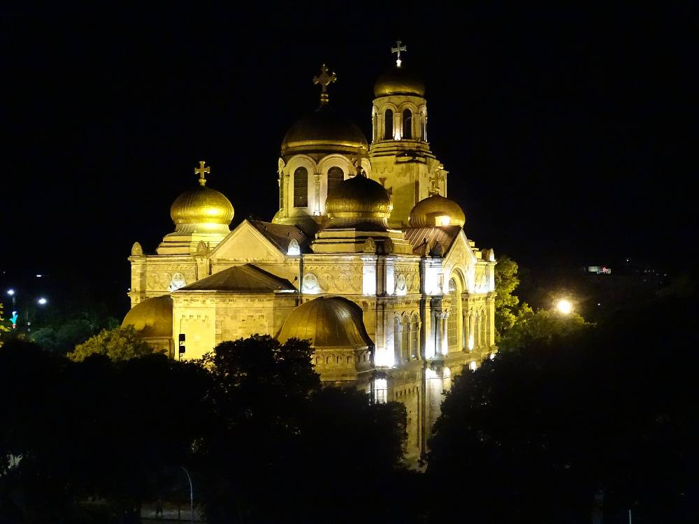 Varna Free Walking Tour – Black Sea Capital, Cathedral & Seaside Heritage