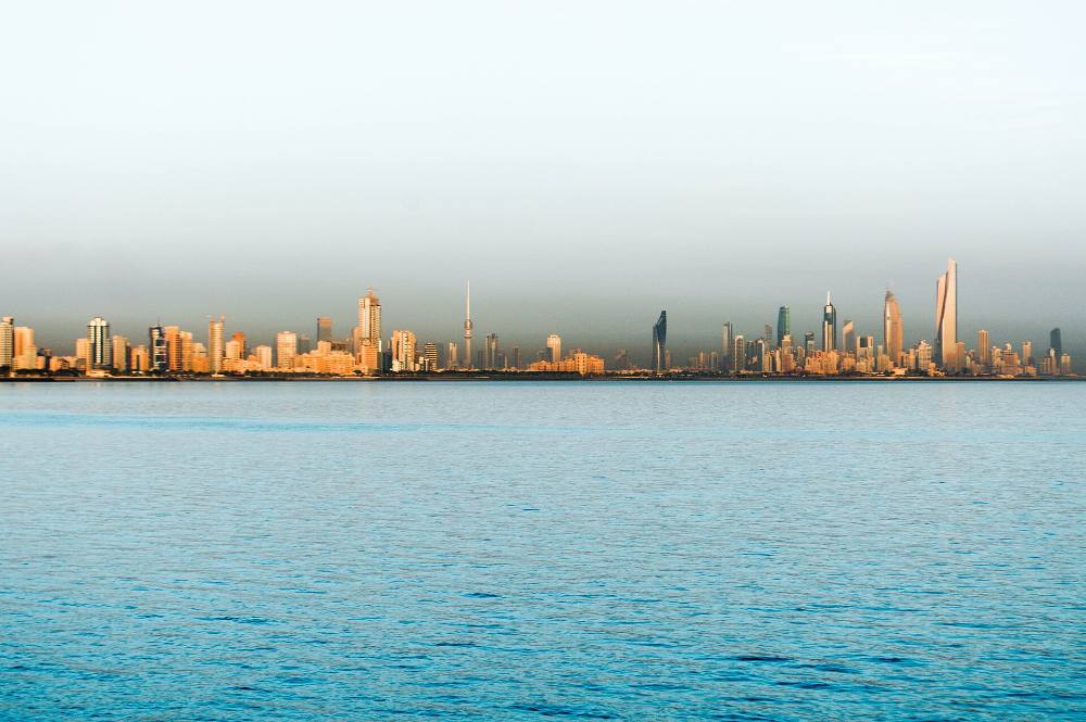 Tour a piedi gratuito di Kuwait City – Lungomare, Grande Moschea e Arabia moderna