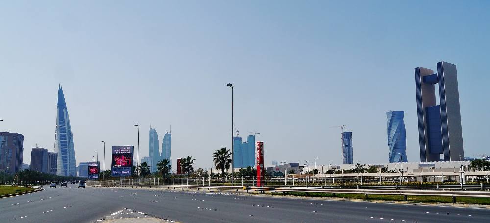 Tour a piedi gratuito di Manama – Bab Al Bahrain, il Vecchio Souk e la Perla del Golfo