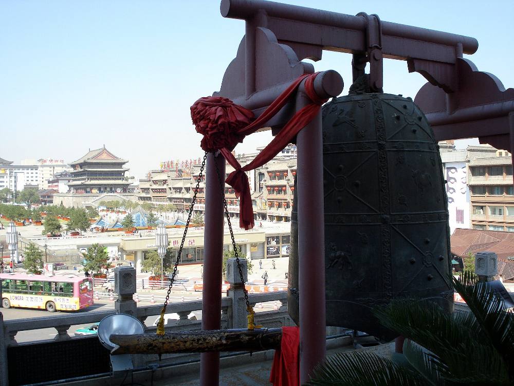Xi'an Lawatan Berjalan Percuma – Tembok Kota Purba, Menara Loceng & Ibu Kota Jalan Sutera