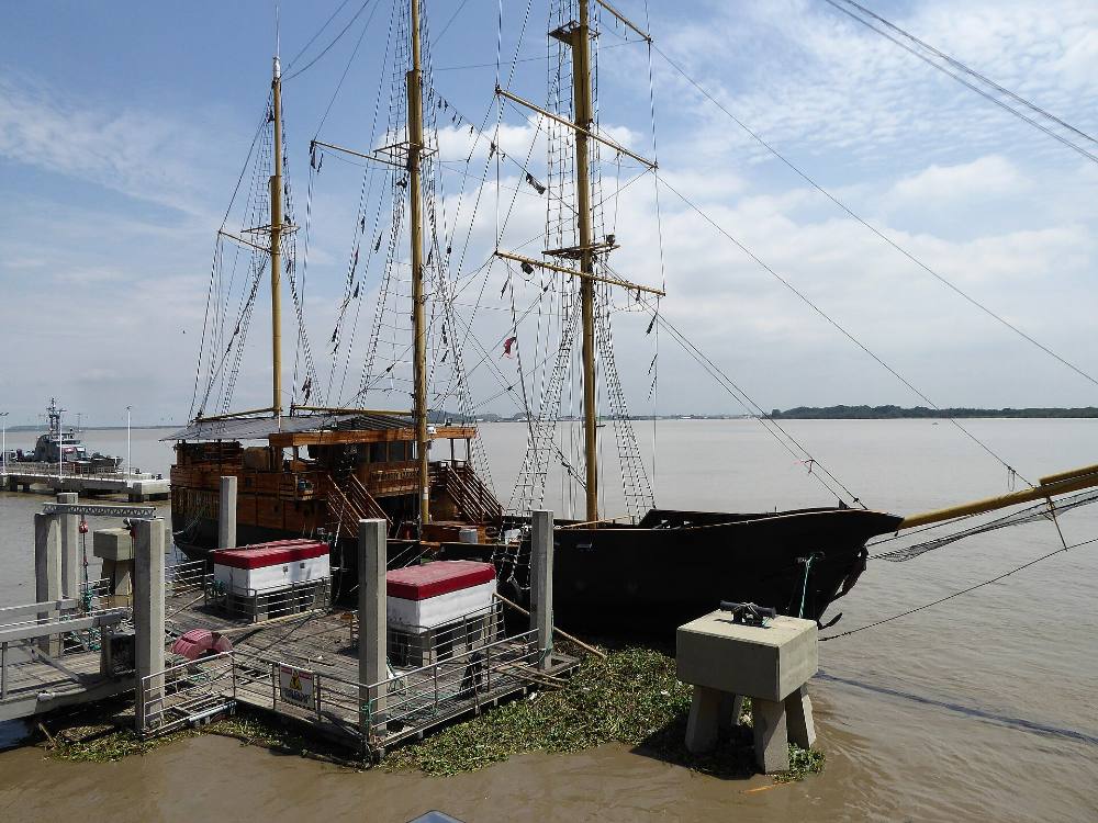 Kostenloser Stadtrundgang durch Guayaquil – Uferpromenade Malecón, Las Peñas & Ecuadors Hafenstadt