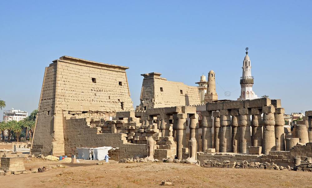 جولة مشي مجانية في الأقصر – طيبة القديمة، معبد الأقصر وأعظم متحف مفتوح في العالم