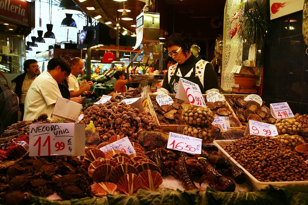 Tour a pie gratuito por las joyas ocultas y la vida local de Barcelona – Rincones secretos e historias de barrio