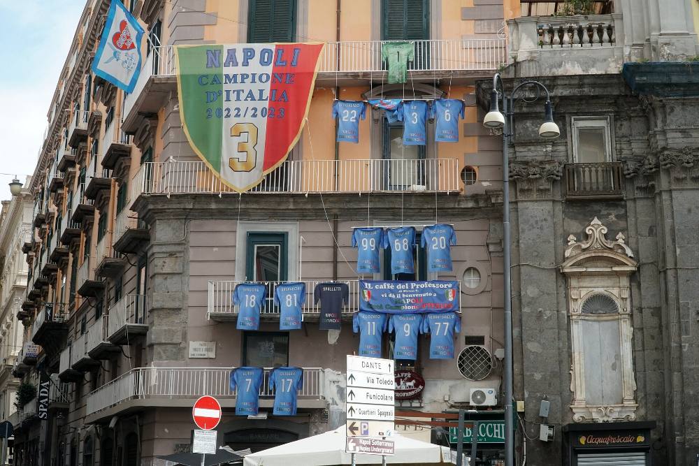 Naples Legends & Evening Free Walking Tour – Myths, Mysteries & Lamplit Lanes