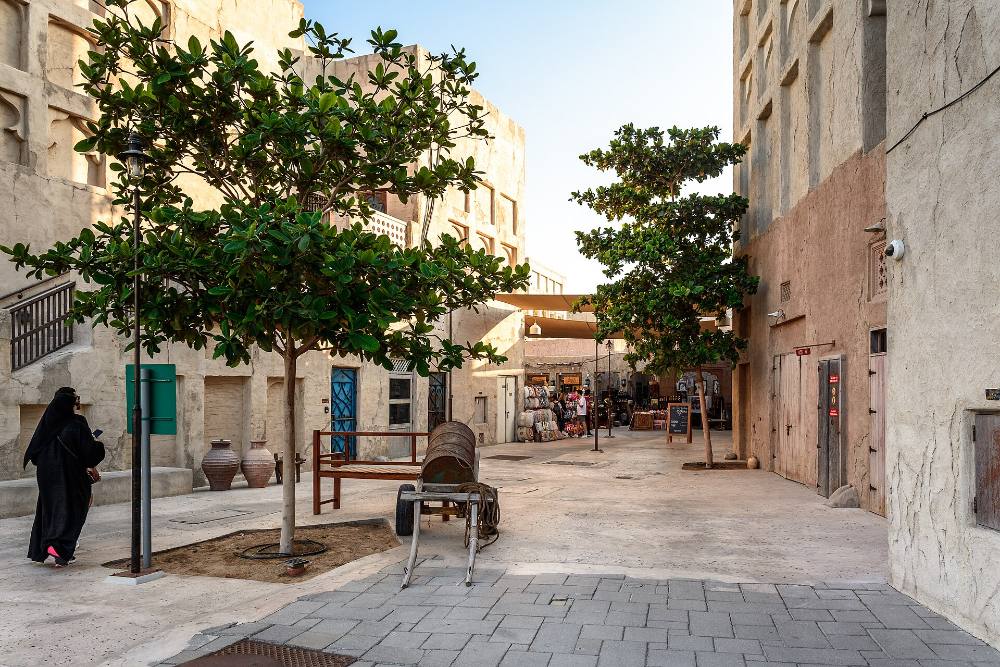 Dubai Street Art & Alternative Free Walking Tour – Murals, Creative Quarters & Modern Culture