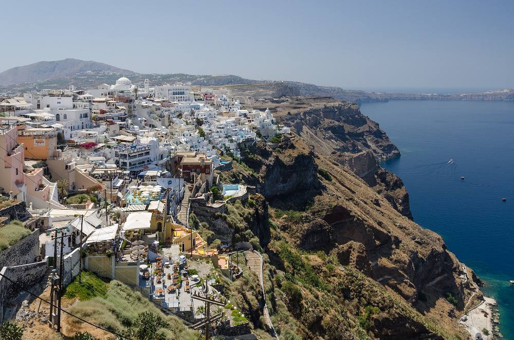 Lendas de Santorini e Tour a Pé Gratuito Noturno – Mitos, Mistérios e Ruas Iluminadas