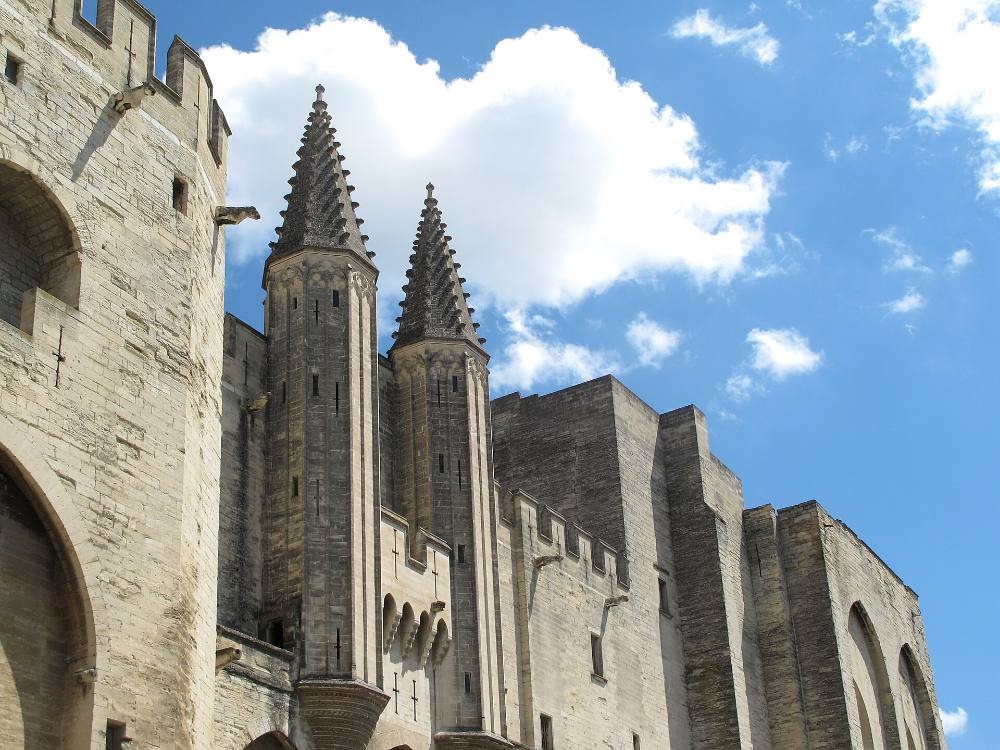 Tour a Pé Gratuito de Gastronomia e Mercados Locais de Avignon – Sabores, Mercados e Cultura Culinária
