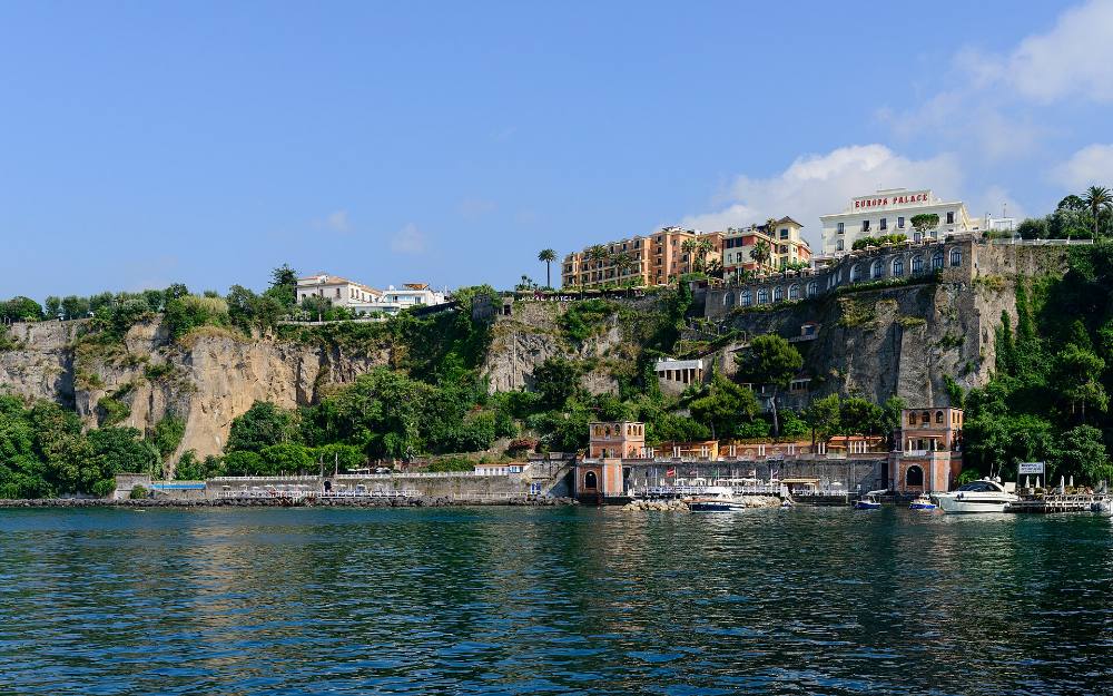 Sorrento Legends & Free Evening Walking Tour – Myths, Mysteries & Alleyways Under the Lights