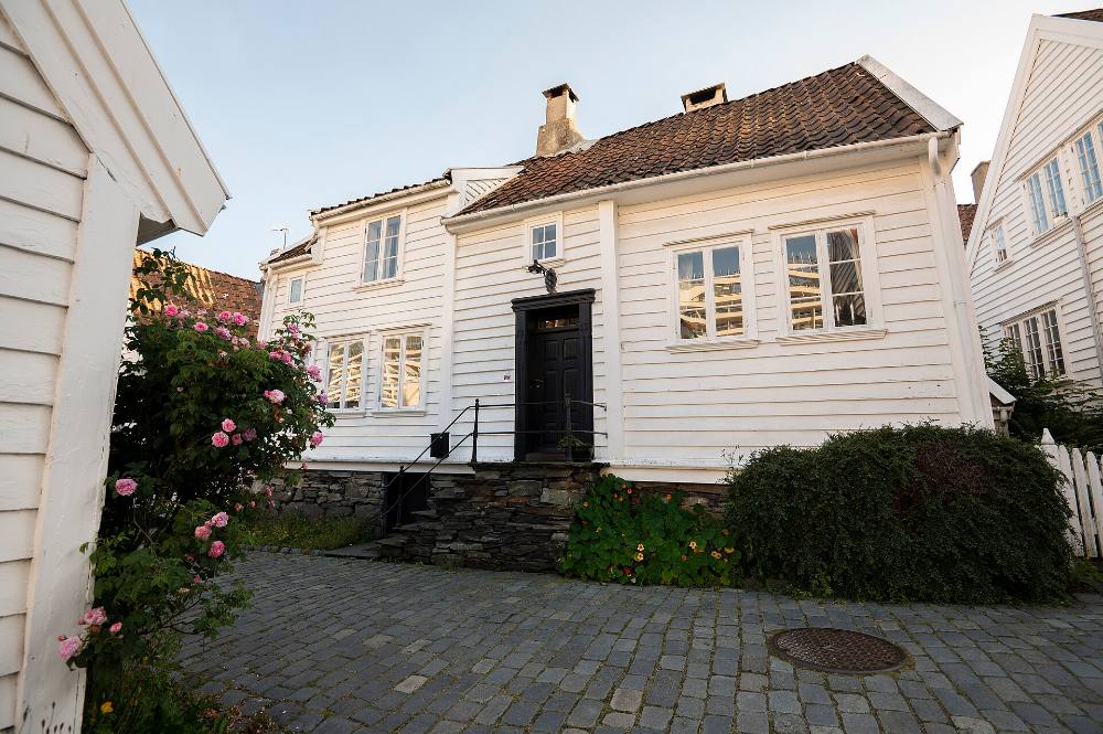 Tour a piedi gratuito alla scoperta dei luoghi nascosti e della vita locale di Stavanger – Angoli segreti e storie di quartiere