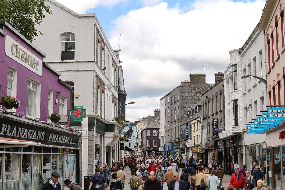 Tour a pie gratuito para descubrir las joyas ocultas y la vida local de Galway: rincones secretos e historias del barrio