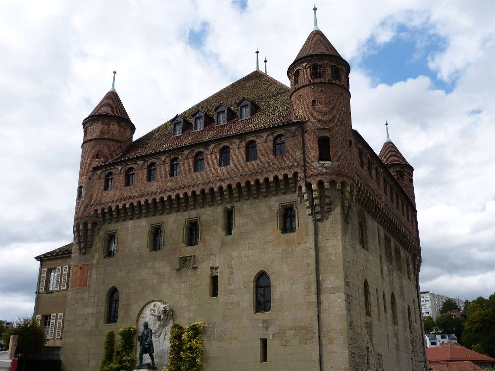 Visite guidée gratuite à pied à la découverte de la gastronomie et des marchés locaux de Lausanne – Saveurs, marchés et culture culinaire