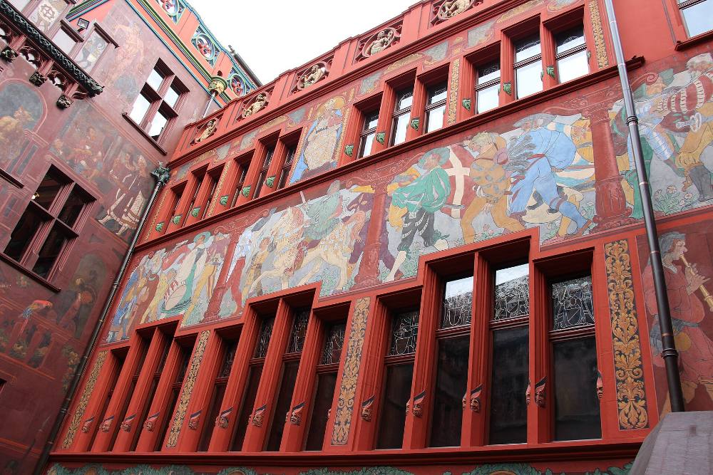 Free Evening Walking Tour & Basel Legends – Myths, Mysteries & Lantern-Lit Lanes