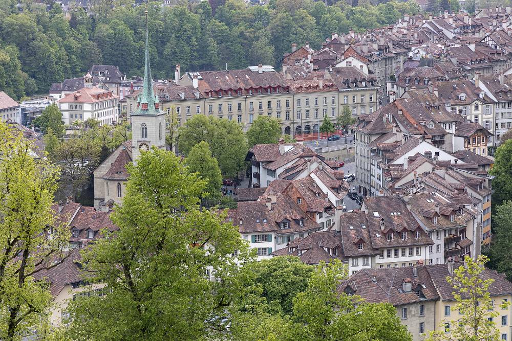 Free Evening Walking Tour & Legends of Bern – Myths, Mysteries & Lantern-Lit Streets