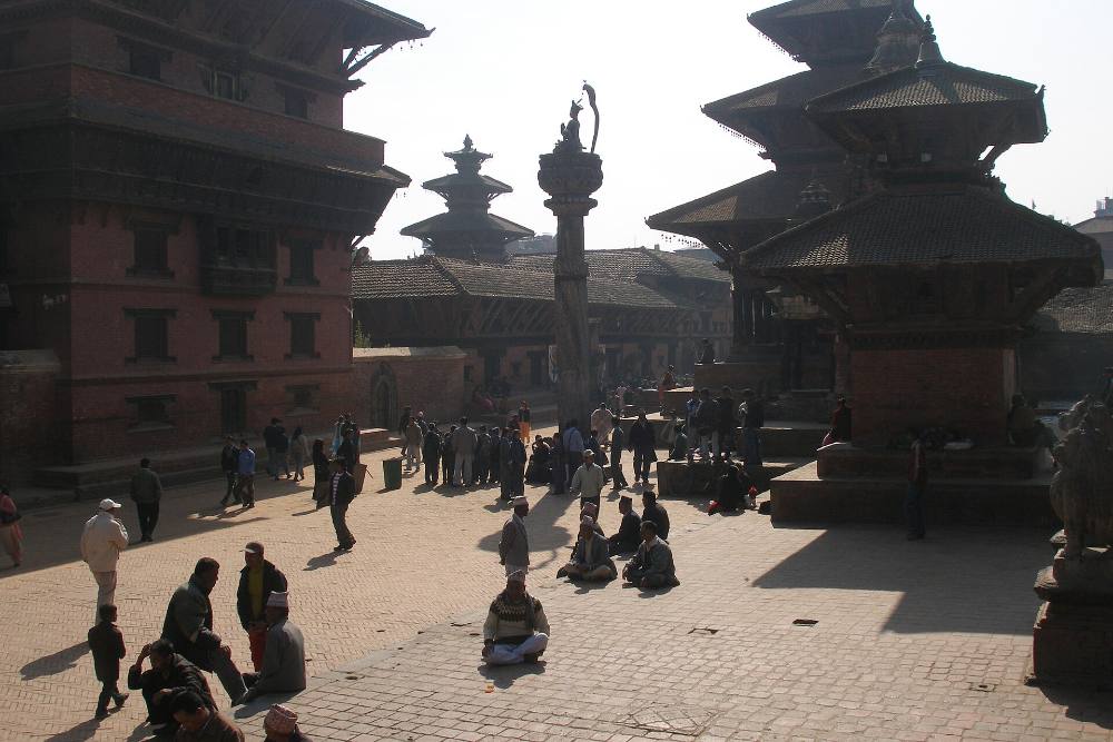 Lawatan berjalan kaki percuma pada waktu malam untuk meneroka legenda Patan – Mitologi, misteri & lorong-lorong di bawah cahaya lampu