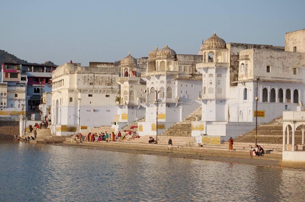 Visite gastronomique gratuite à pied à la découverte de Pushkar et de ses marchés locaux – Saveurs, marchés traditionnels et culture culinaire