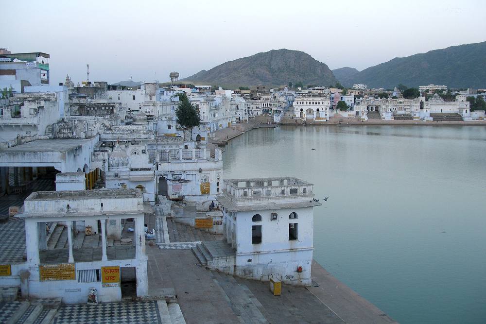Visite à pied gratuite : joyaux cachés et vie locale à Pushkar – coins secrets et récits de quartier