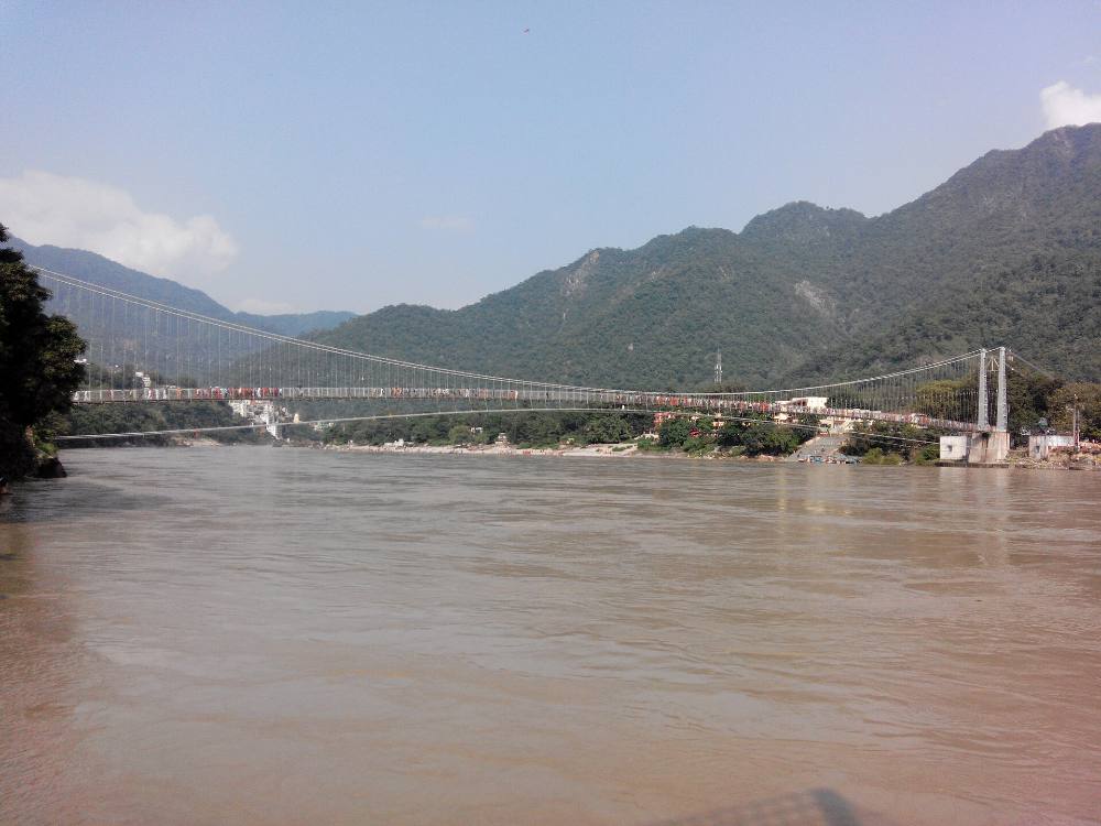 Kostenlose kulinarische & lokale Marktrundführung durch Rishikesh – Aromen, Märkte & Esskultur
