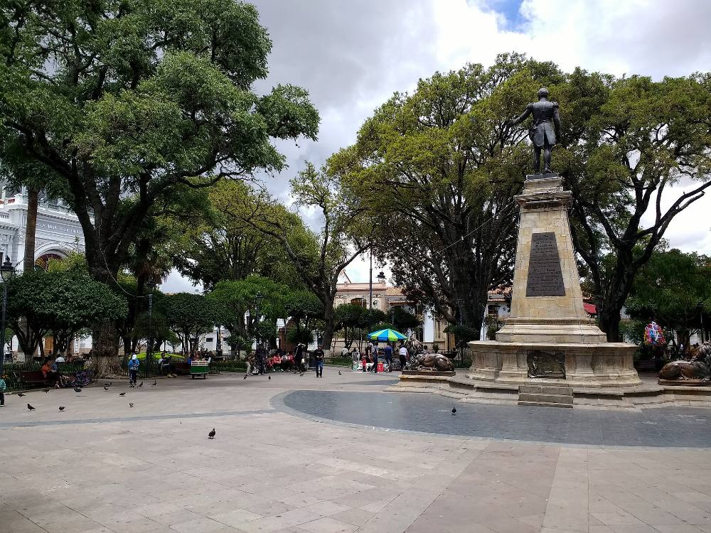 Leyendas de Sucre y tour nocturno gratuito a pie – Leyendas, misterios y callejones iluminados