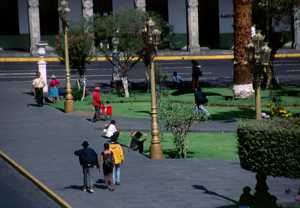 Kostenlose Stadtführung zur Entdeckung von Straßenkunst und alternativen Vierteln in Arequipa – Wandgemälde, kreative Viertel und moderne Kultur