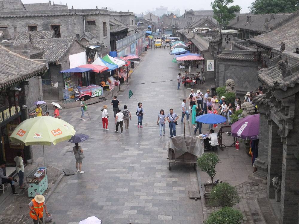 Arte urbano de Pingyao e tour a pé gratuito com um estilo diferente – murais, distrito criativo e cultura contemporânea