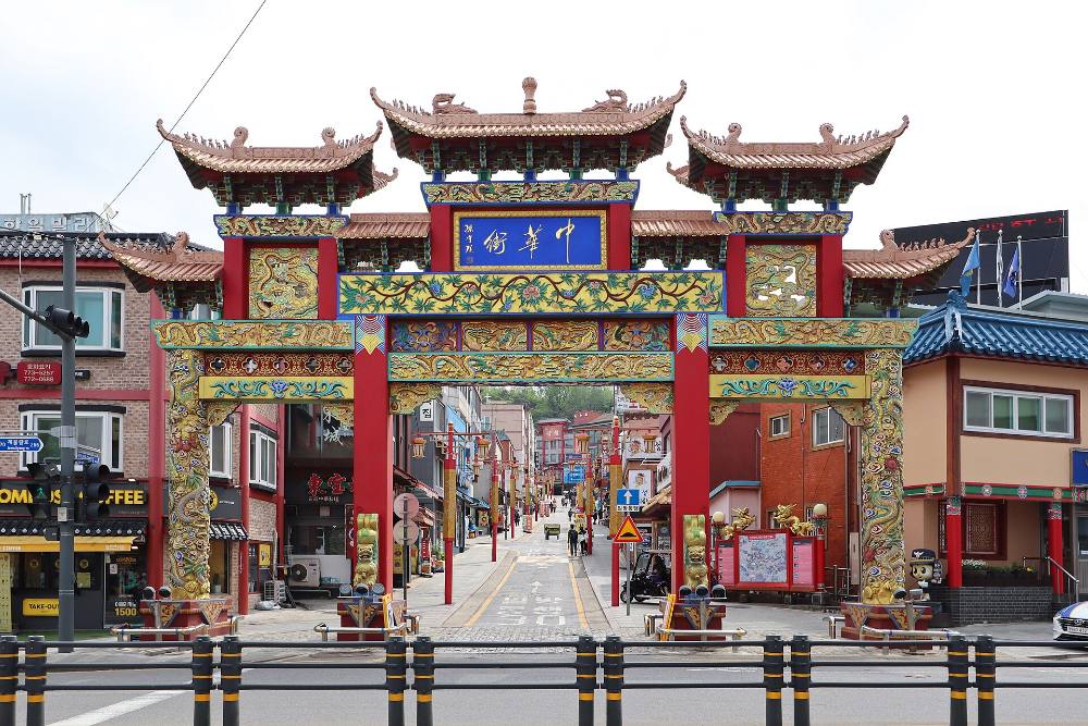 Kostenlose Walking-Tour zur Erkundung der Straßenkunst und einzigartiger Orte in Incheon – Wandgemälde, kreative Viertel und moderne Kultur