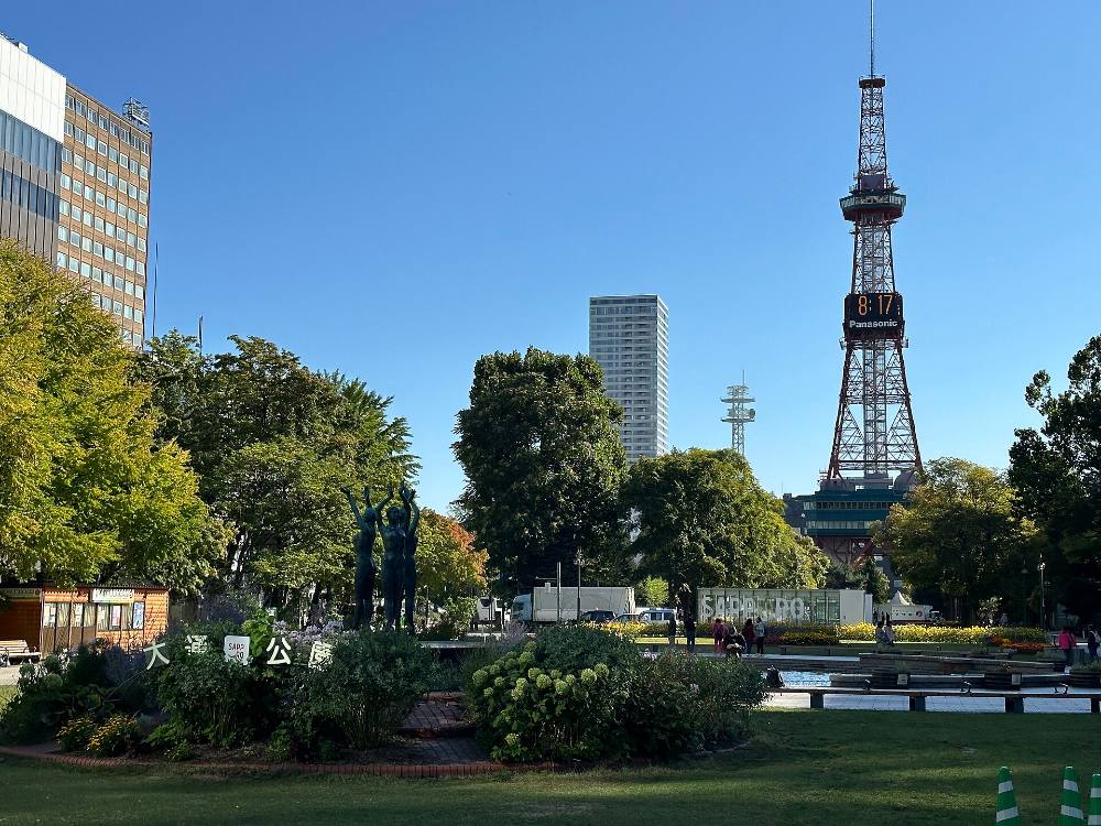 Free Walking Tour Exploring Street Art & Sapporo's Unique Character – Murals, Creative Districts & Modern Culture