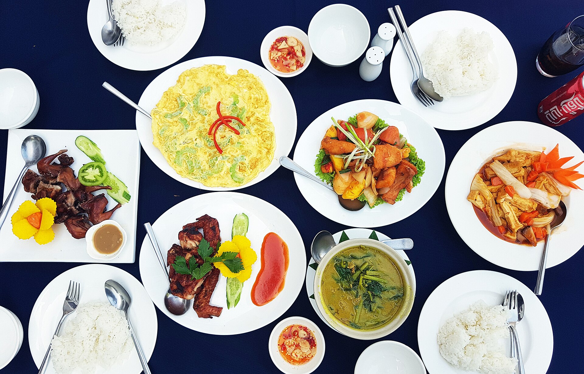 Chuyến đi bộ ẩm thực buổi sáng ở Siem Reap: Num Banh Chok, Psar Chas & Làng Kandal