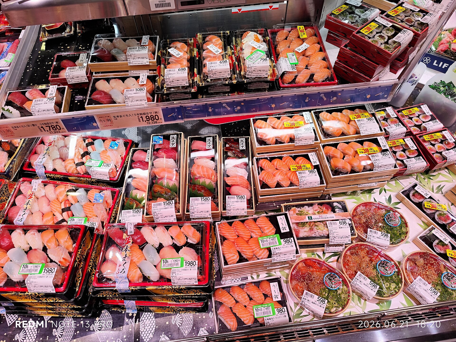 Tour ẩm thực buổi sáng Chợ Nishiki Kyoto: Kyo-Yasai, Yuba & Dưa muối