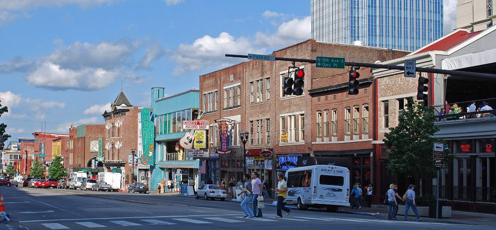 Nashvilles Straßenkunst & kostenlose Stadtführung im anderen Stil – Wandmalereien, kreative Viertel & moderne Kultur