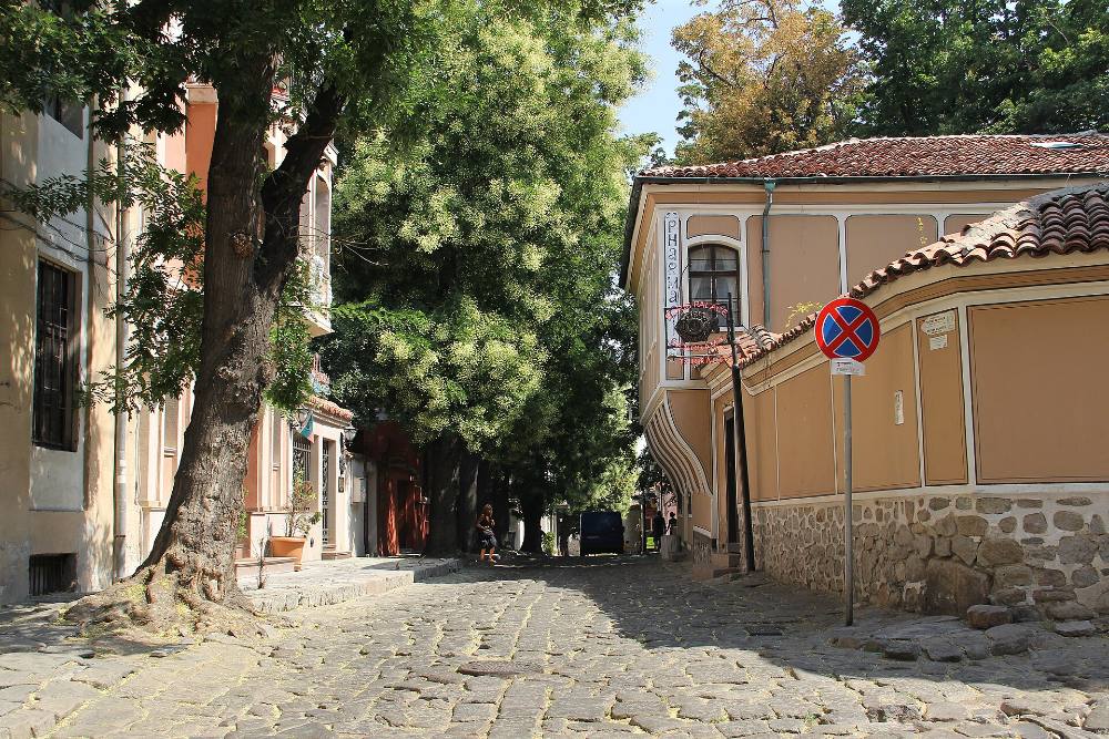 Tour đi bộ miễn phí khám phá những điểm ẩn giấu & đời sống địa phương ở Plovdiv – Những góc khuất & câu chuyện khu phố