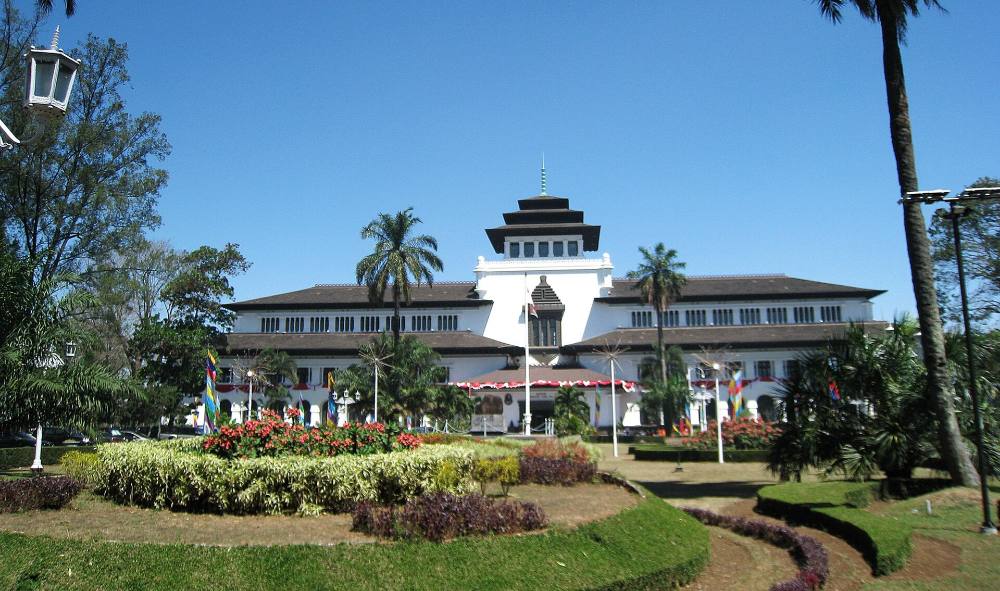 Tour đi bộ miễn phí khám phá ẩm thực & chợ địa phương Bandung – Hương vị, chợ và văn hóa ẩm thực