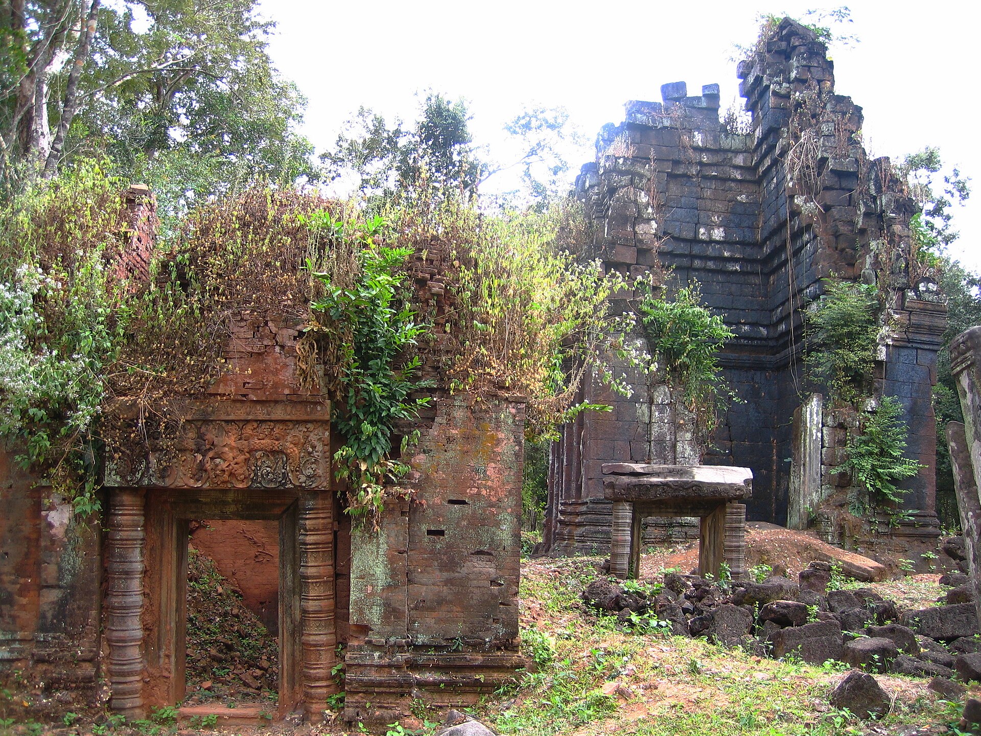 Tour Kim Tự Tháp Rừng Koh Ker & Beng Mealea 1 Ngày: Cố Đô Bí Ẩn Của Đế Chế Khmer