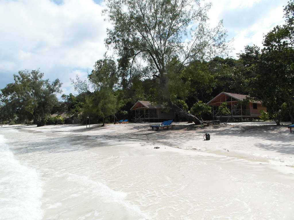 Tour Koh Rong Samloem 1 Ngày Từ Sihanoukville: Lặn Ngắm San Hô, Vịnh Saracen & Bãi Biển Cát Trắng