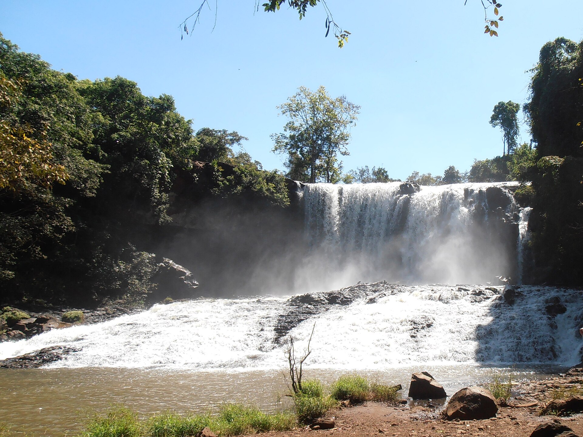 Tour Kratie – Mondulkiri 4 Ngày 3 Đêm: Cá Heo Irrawaddy, Rừng Thông Cao Nguyên & Dự Án Bảo Tồn Voi