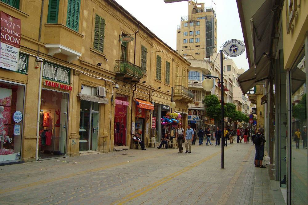 Kostenloser Abendspaziergang und die Legenden von Nikosia – Mythen, Geheimnisse & beleuchtete Gassen