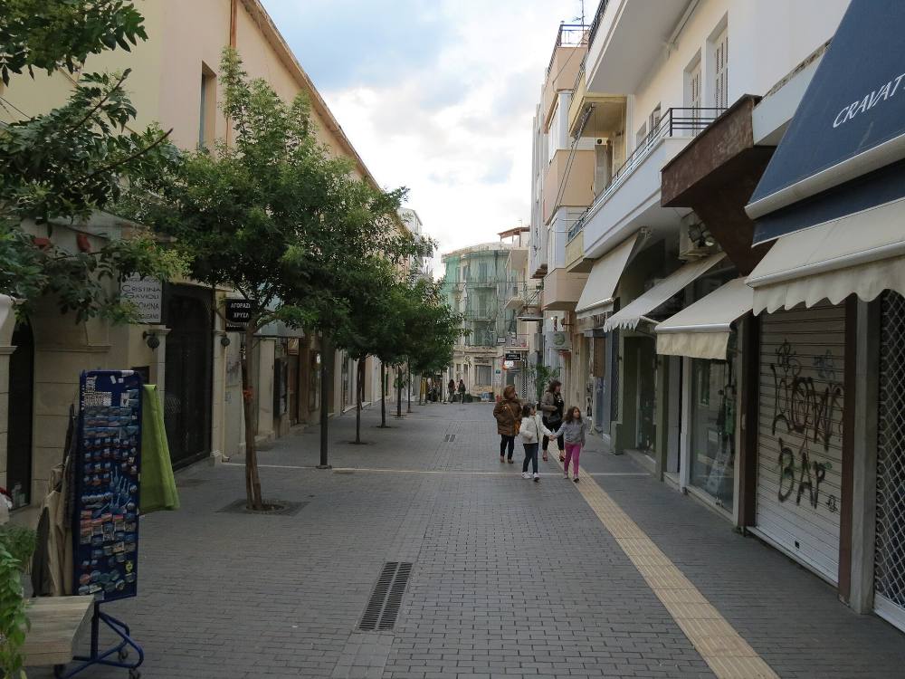 Tour đi bộ miễn phí nghệ thuật đường phố & văn hóa thay thế tại Heraklion – Tranh tường, Khu phố sáng tạo & Văn hóa hiện đại