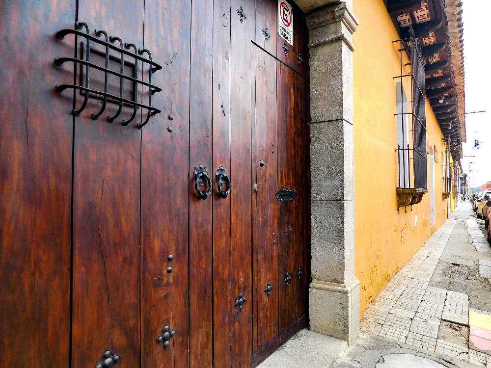 Chuyến đi bộ miễn phí Khám phá những viên ngọc ẩn và đời sống địa phương ở Antigua Guatemala – Góc khuất bí mật & câu chuyện khu phố