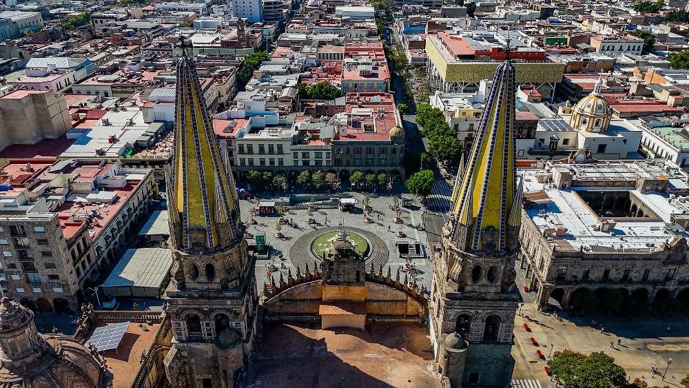 Visite à pied gratuite : street art et facette alternative de Guadalajara – fresques murales, quartiers créatifs et culture moderne