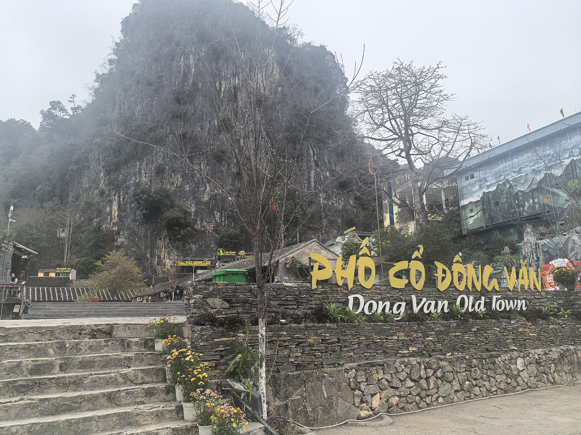 Chợ phiên Đồng Văn – Phiên chợ Chủ nhật giữa phố cổ cao nguyên đá