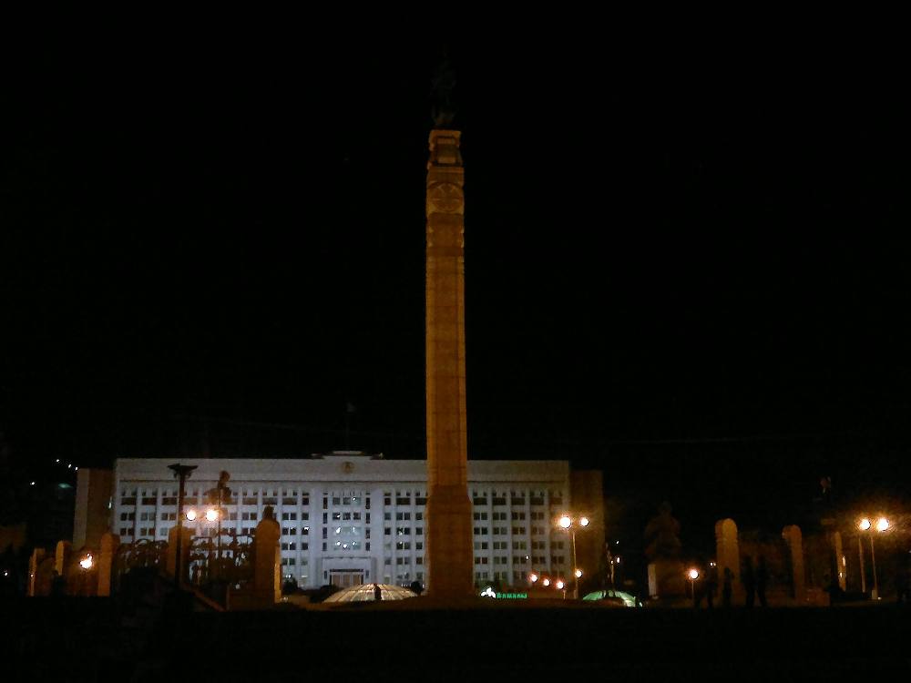 Kostenlose kulinarische Stadtführung durch Almaty – Aromen, Märkte & Esskultur