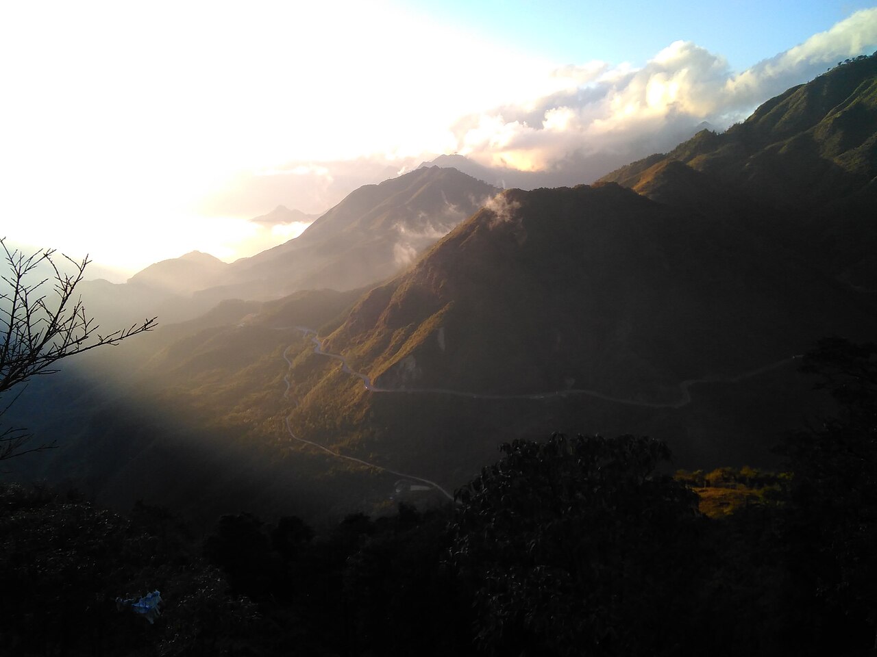 11天西北骑行之旅：沙坝 – 乌规湖山口 – 奠边府 – 帕丁山口 – 木州 – 迈州