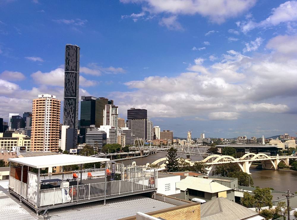 Tour đi bộ miễn phí khám phá nghệ thuật đường phố & nét khác biệt của Brisbane – tranh tường, khu sáng tạo & văn hóa hiện đại