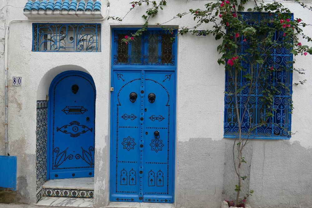 Lawatan berjalan kaki percuma waktu malam meneroka legenda Tunis – Mitos, misteri & lorong-lorong bercahaya