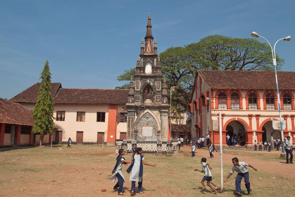 Kochi Street Art & Alternative Free Walking Tour – Murals, Creative Quarters & Modern Culture