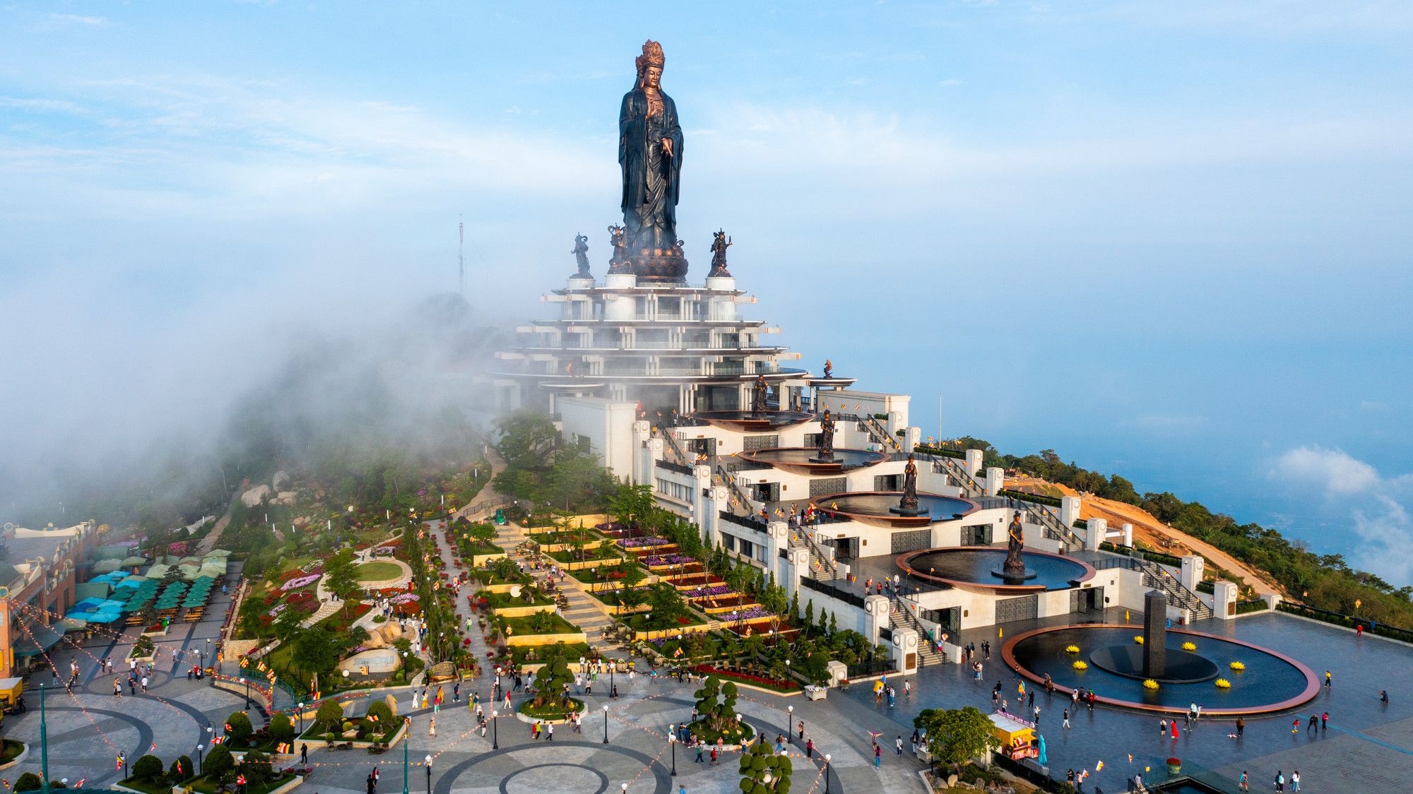 Ba Den Mountain - Tay Ninh Tour 1 day