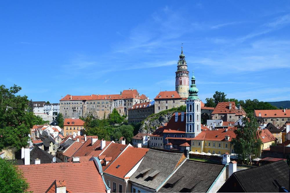 Tour a pie gratuito de gastronomía y mercados locales de Český Krumlov – Sabores, mercados tradicionales y cultura culinaria