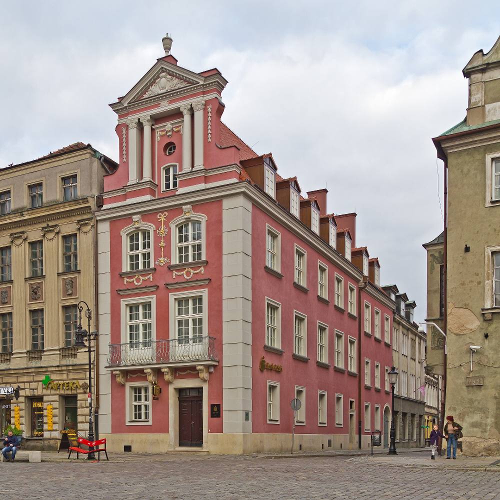 Kostenlose abendliche Stadtführung zu Fuß & die Legenden von Poznań – Mythen, Geheimnisse und Gassen im Lichterglanz