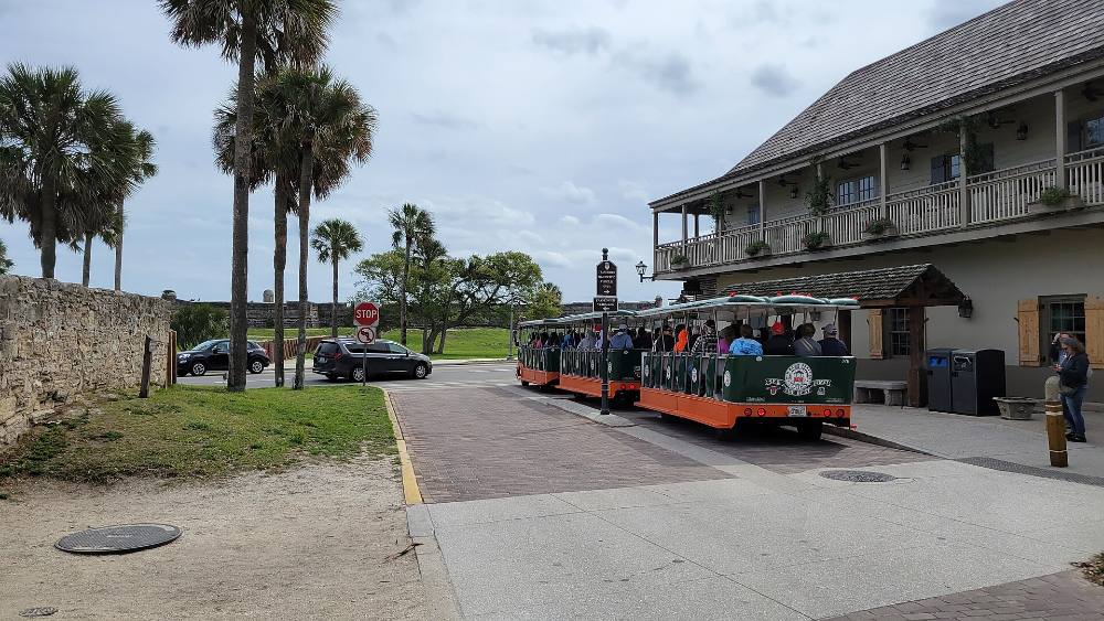 Những viên ngọc ẩn & Đời sống địa phương ở St. Augustine – Tour đi bộ miễn phí: Những góc bí mật & Câu chuyện khu phố